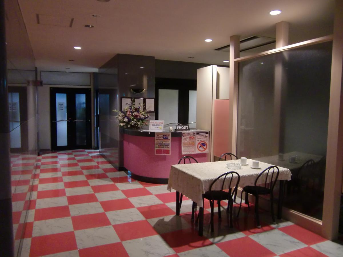 Golf Nirasaki Inter (Adults Only) Hotel Exterior foto